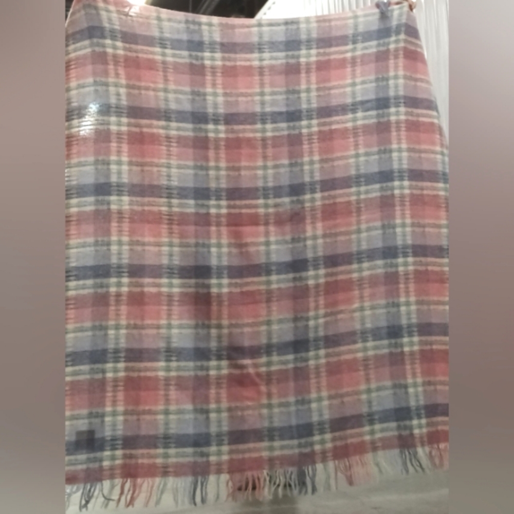Faribo Vintage Acrylic/Wool Blend Pastel Plaid Fringed Throw USA Made
